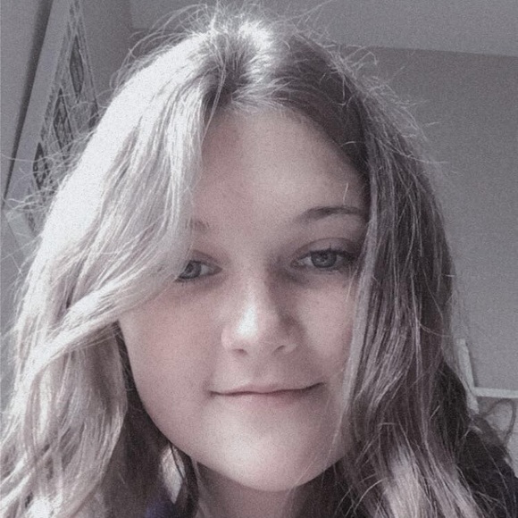 Meet your Posher, Riley - Picture 1 of 1